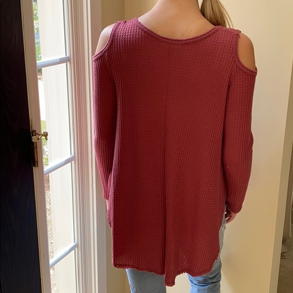 Waffle Weave Cold Shoulder Long Sleeve Top - Picture 4 of 6